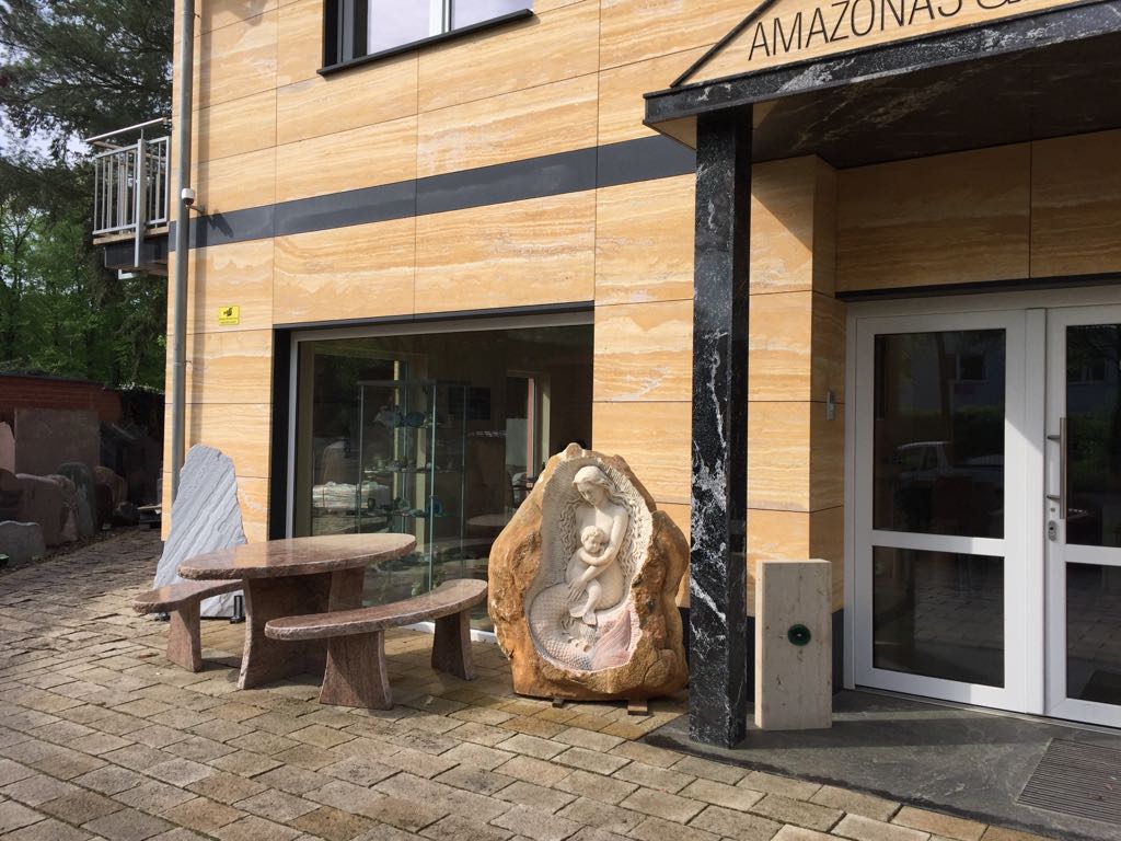 Nixe Marmor Bildhauerarbeit