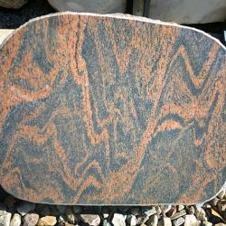 Halmstad poliert und die Seiten bossiert