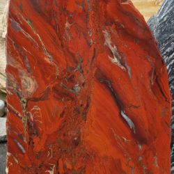 Jaspis Rot poliert / gesprengt
